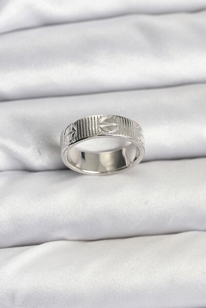 Inure Jewelry خاتم نسائي موديل فضي اللون
