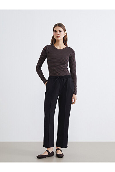 LC Waikiki Alita city women's elastic waist trousers: the distinctive choice.