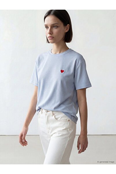 LC Waikiki Original Oval Collar Heart Embroidered Women's T-Shirt