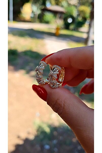 CM Jewelry 14K Altın Rengi Baget Taş Detaylı Halka Küpe