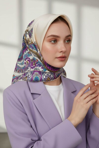 Vissona 100% Twill İpek Etnik Desenli Krem - Fuşya Renkli 90x90 Dikim Şekli :...