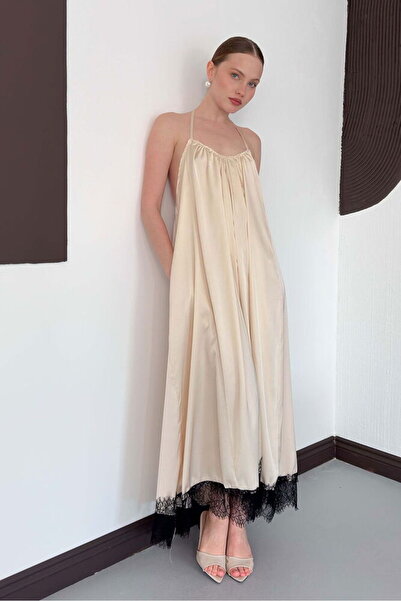 Leyal moda Dantel Detaylı Saten Elbise