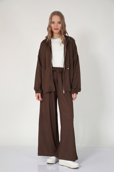 Suede Style 5804 - Κομψό άνετο γυναικείο σετ με με κουκούλα παντελόνια με φερ...