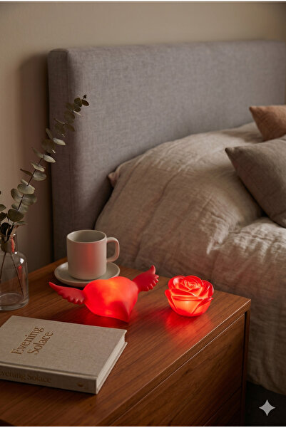 Homerest Dekoratif Kırmızı Kanatlı Kalp ve Gül Tasarımı LED Gece Lambası Ambi...