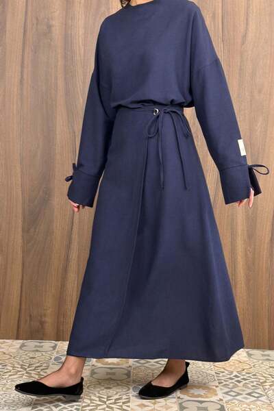 Faya Boutique Navy Blue Vivre Anvelop Linen Set with Lace Detail