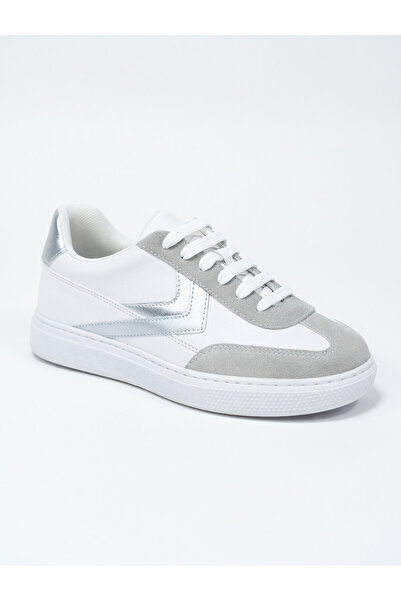 Hare Kadın Spor Ayakkabı Beyaz Gümüş Süet Bağcıklı Düz Taban Günlük Sneaker