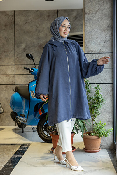 Suede Style 6349 - Стилна, удобна, с джоб с цип, балонни ръкави, бебешка яка,...