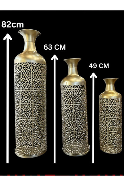 Generic فازات معدنية ذهبية مزخرفة بنقوش هندسية