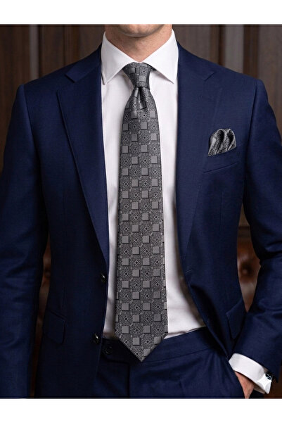 Gutiero Classic Tie Set with Gray Patterned Handkerchief