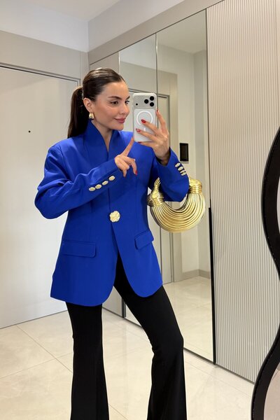 Gizem Ecemiş Harward Saks Mavi Gold Düğmeli Blazer Ceket