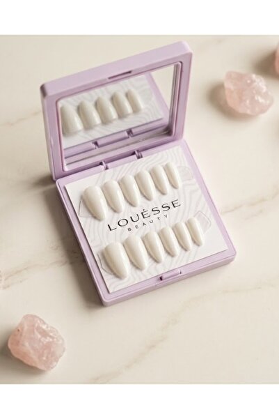 Louesse Beauty LOUÉSSE BEAUTY BASIC Milky White Takma Tırnak Seti