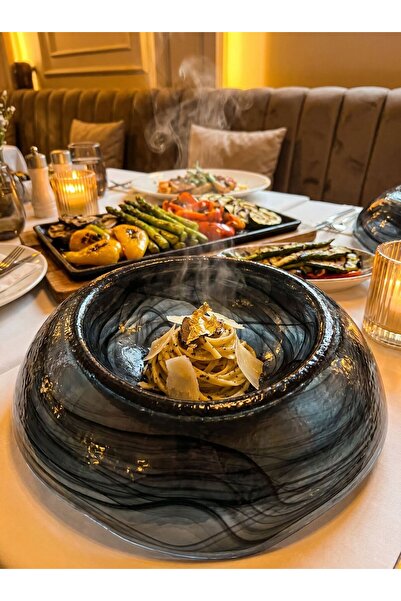 ARDA CAM Presentation Plate Alabaster Black 22 cm