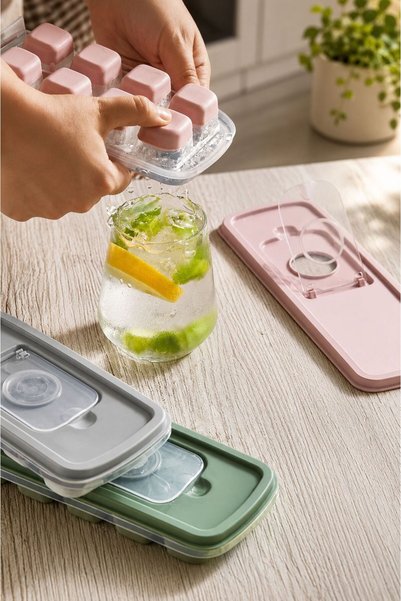 KaraWent Home 12-Compartment Silicone Ice Tray with Transparent Lid, Easy to Remove, Practical Ice Cube Container Krw-22