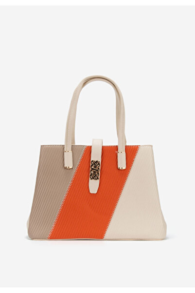 B T Shoes Beige Camenia handbag