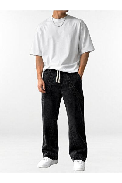 Red Planet Oversized Jeans for a Fashionable Look