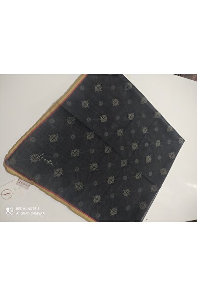 Butik وشاح لوسيلا ناعم مضاد للانزلاق باللون الأسود