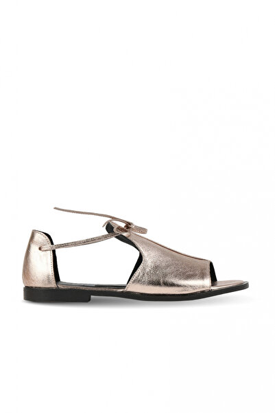 BUENO Gray Shiny Leather Women's Flat Sandals
