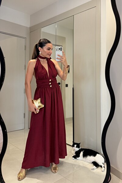 Gizem Ecemiş Marsiana Bordo Halter Yaka Gold Düğmeli Elbise
