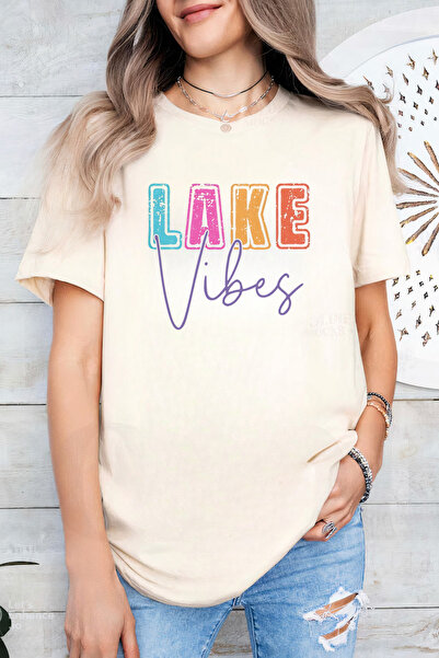 Sarah's Boutique Women's T-shirt – 100% cotton – Lake Vibes