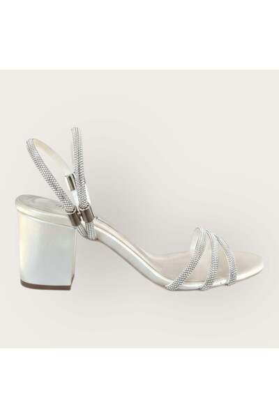 Hayati Arman Women's Stone Detailed Thick Heeled Evening Dress Shoes White