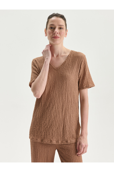 LC Waikiki Tricou de damă texturat cu decolteu în V
