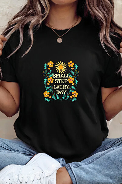 Sarah's Boutique Women's T-shirt – 100% cotton – Small Steps