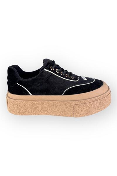 Guja Women's Thick Rubber Sole Lace-Up Velvet Sports Shoes & Sneakers Black