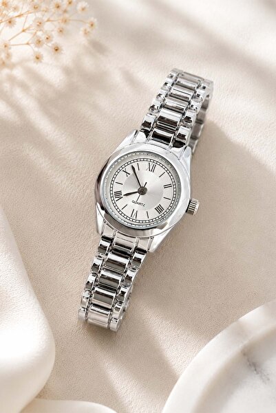 The Watch Rollys Women's Steel Watch Silver Round Case Silver Dial Vintage Wa...