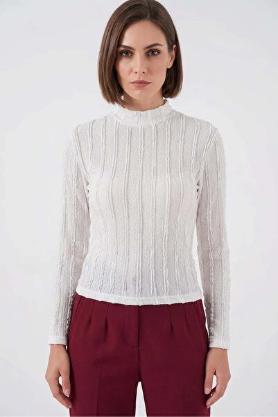 Generic Brand Women's High Collar Textured White Blouse