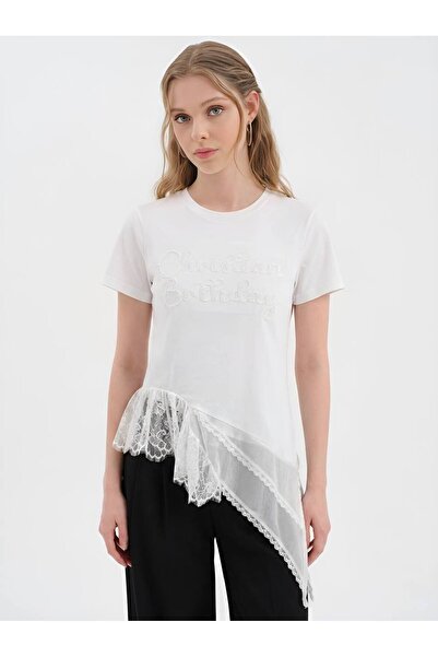 tw3 Women's T-Shirt with Bead Embroidery Detail on the Front and Ruffled Hem ...