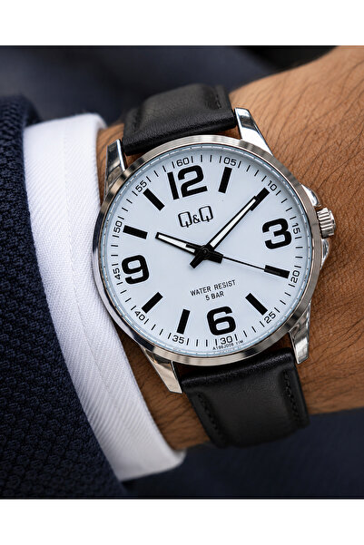 Q&Q Men's Wristwatch Black Color Leather Strap Casual & Classic Gift Boxed