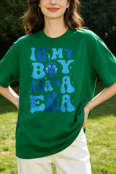 Fleck تي شيرت نسائي بطباعة جرافيك 'In My Boy Mama Era' بتصميم فضفاض وعصري بال...