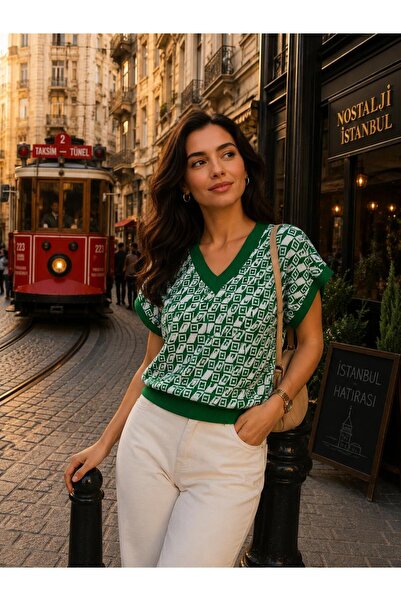 HİRA LİFE FASHİON Women's V-Neck Square Patterned Stylish Sweater