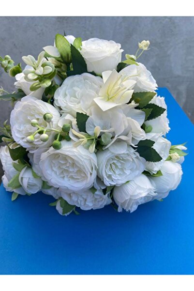 Lumea Buchet Ranunculus unicat