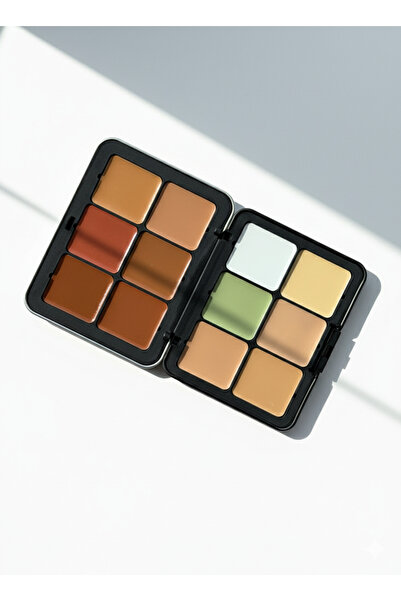 ZEENA Victoria Concealer and Contour Palette
