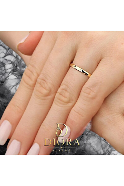 DİORA ALYANS İÇİ DOLU 925 AYAR 4 MM GÜMÜŞ ALYANS KARARMAMASI İÇİN GÜMÜŞ ÜZERİ...