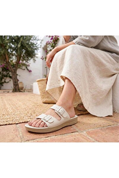 Ceyo 9890-1 Women's Anatomical Buckle Slippers