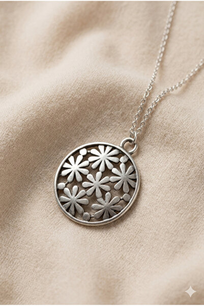 ZGNOVA Flower Shaped Cast Pendant Steel Necklace