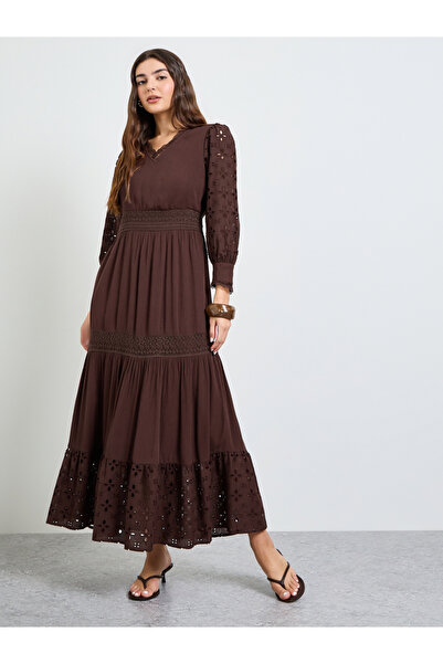 Styli Brown Broderie Detail Lace Insert Maxi Dress