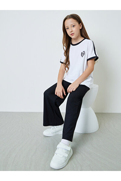 Styli Girls Round Neck T-Shirt and Wide Leg Joggers Set