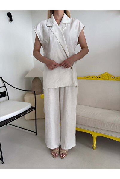 Bade Butik Ecru Side Buttoned Linen Suit