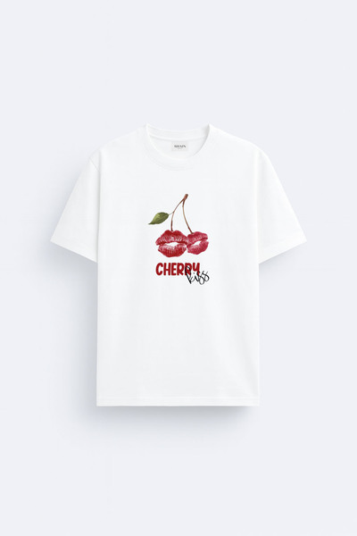 cesita Cheery Kiss Me Printed Cotton White T-Shirt T-Shirt