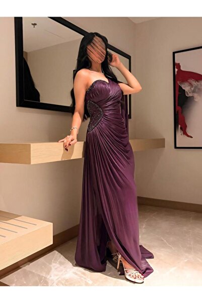 Meryl Carnkle Evening Gown