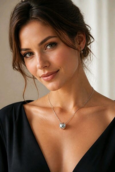 Monalisa Home Luxury Figured Adjustable Necklace