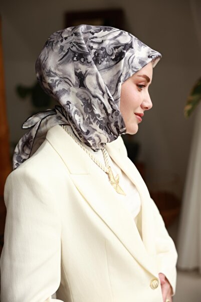 Silk Home Beyaz, Antrasit, Füme Geometrik Desen Tivil İpek Eşarp IST 11465 - 05