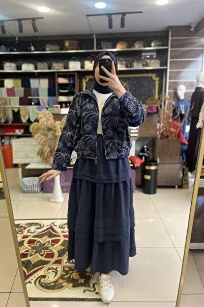 HÜMEYRA BUTİK Embroidered Short Bomber