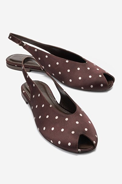 LuviShoes صندل نسائي من SERINA باللون البني والأبيض المنقط