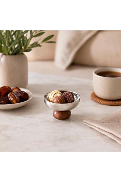 Warehouse Stainless steel serving bowl with raised base – 150 ml