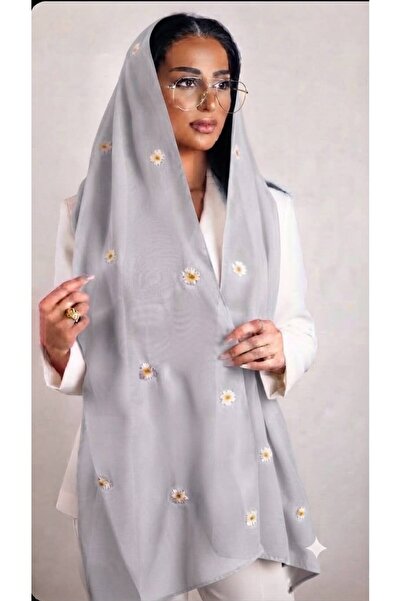 Veil Designer طرحة بوال طبقيتن أناقة هادئة تناسب كل إطلالة. بتطريز الورد الصف...