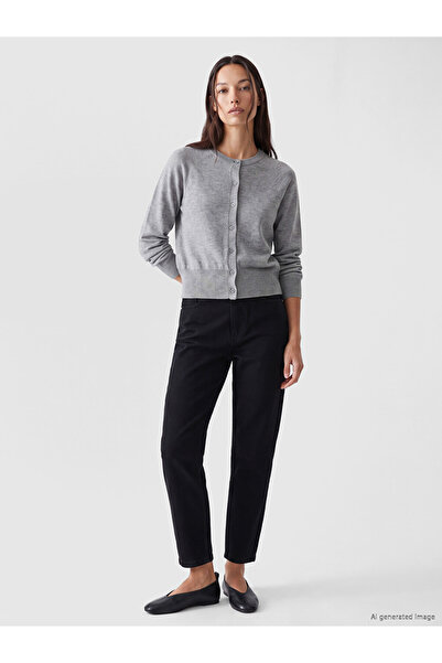 LC Waikiki RMZ GİYİM FARKIYLA بنطلون جينز نسائي ضيق من نوع Slim Mom